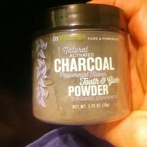 InVitamin activated charcoal tooth & gum powder